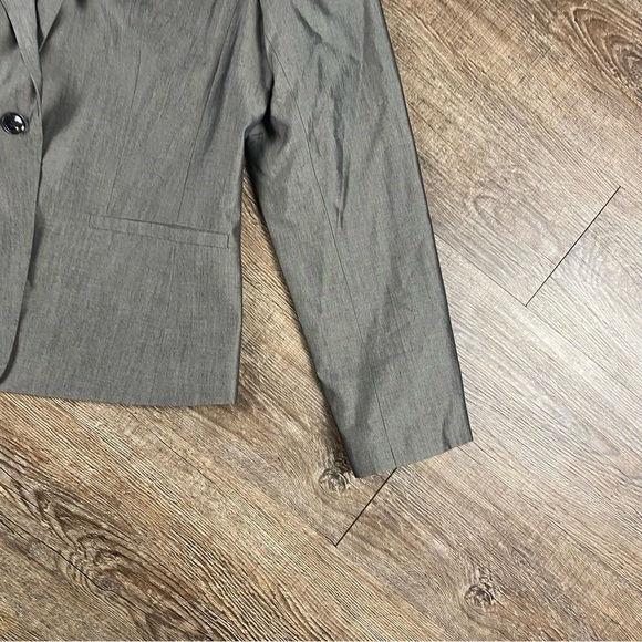 BANANA REPUBLIC Blazer Women Size 12 One Button Rayon Silk Blend Business Casual - Picture 4 of 9